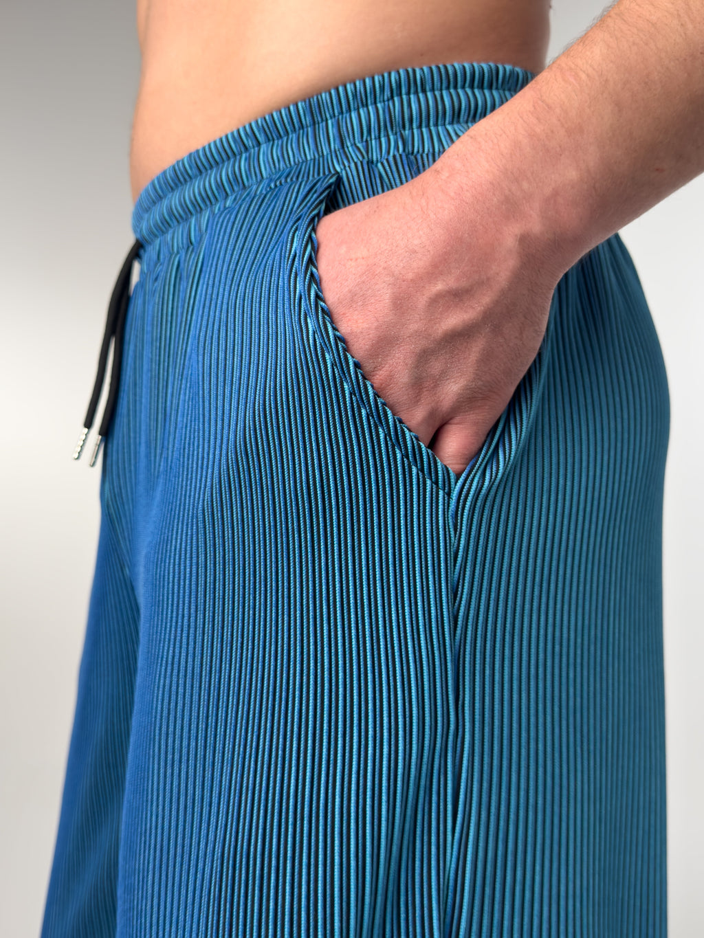 MAISON VALÉRIE | Pantalon droit à rayures pour hommes