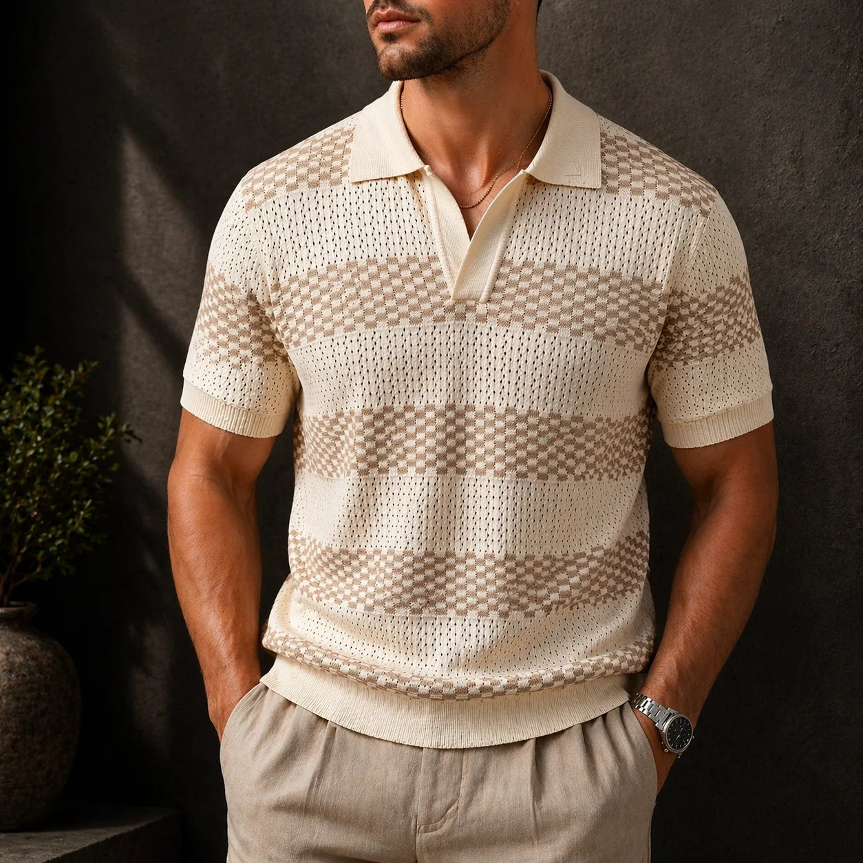 MAISON VALÉRIE | Chemise à rayures et col ouvert pour hommes