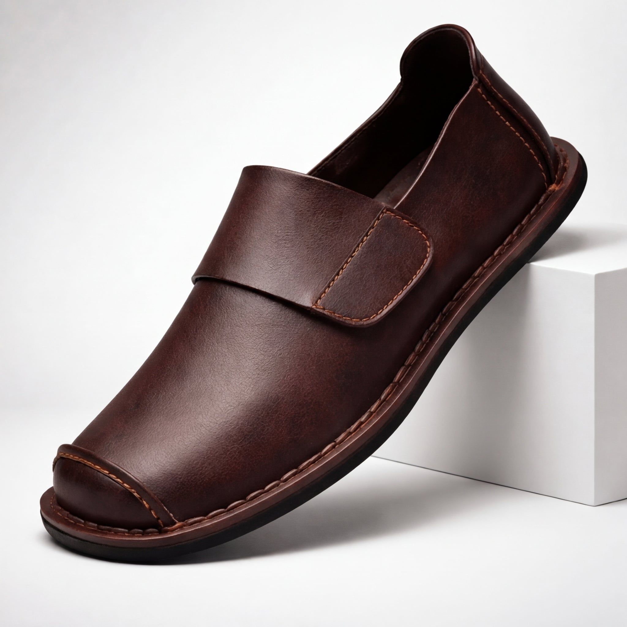 MAISON VALÉRIE | Loafer élégant avec un de sangle minimal pour hommes